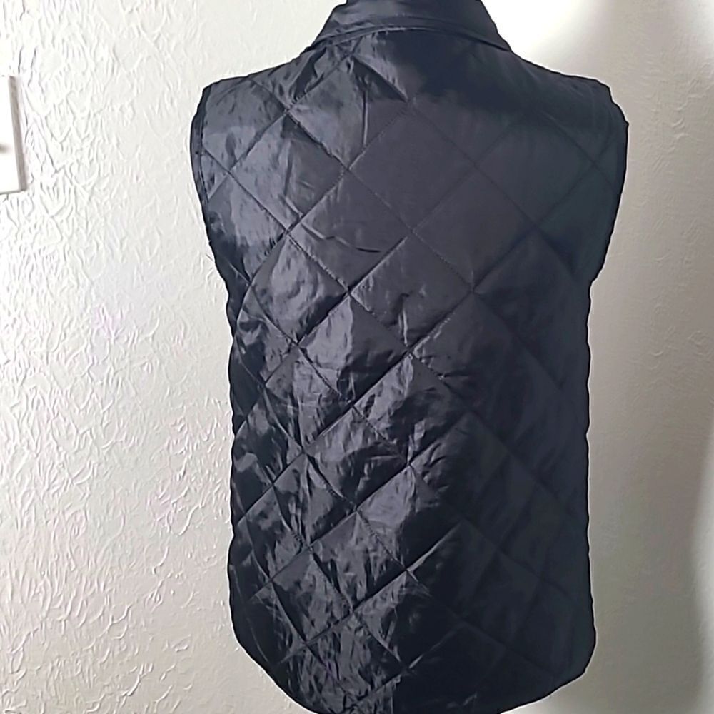 Mudpie - Black Quilted Vest with Gold Zipper, Size Medium - Picture 6 of 9